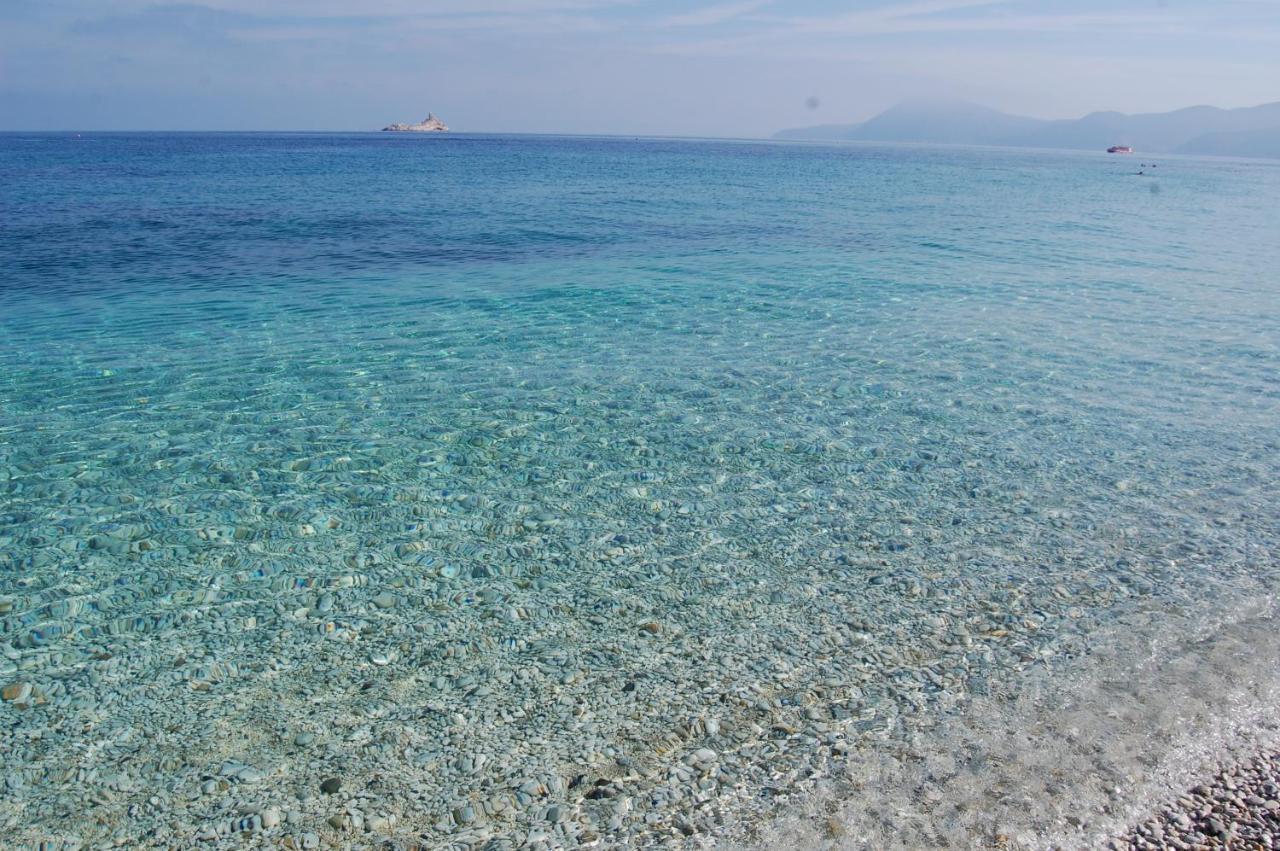 Hotel Villa Ombrosa Portoferraio Zewnętrze zdjęcie